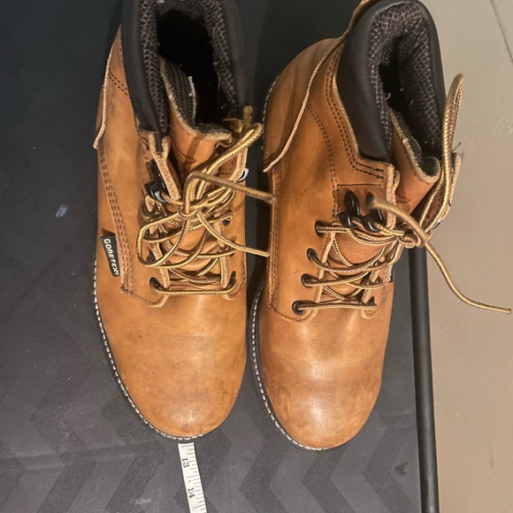 Red wing insulated boots size 8 - Picture 9 of 11